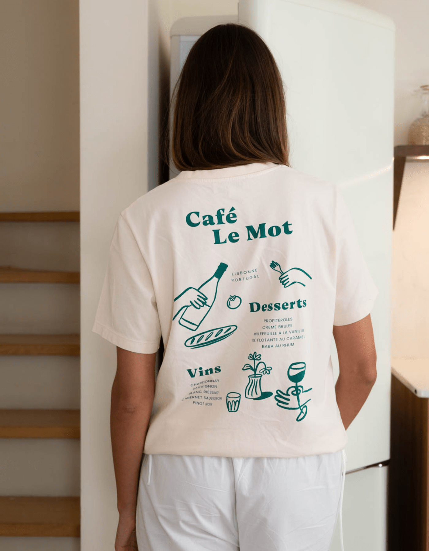 Café Le Mot Off-White T-shirt - Le Mot
