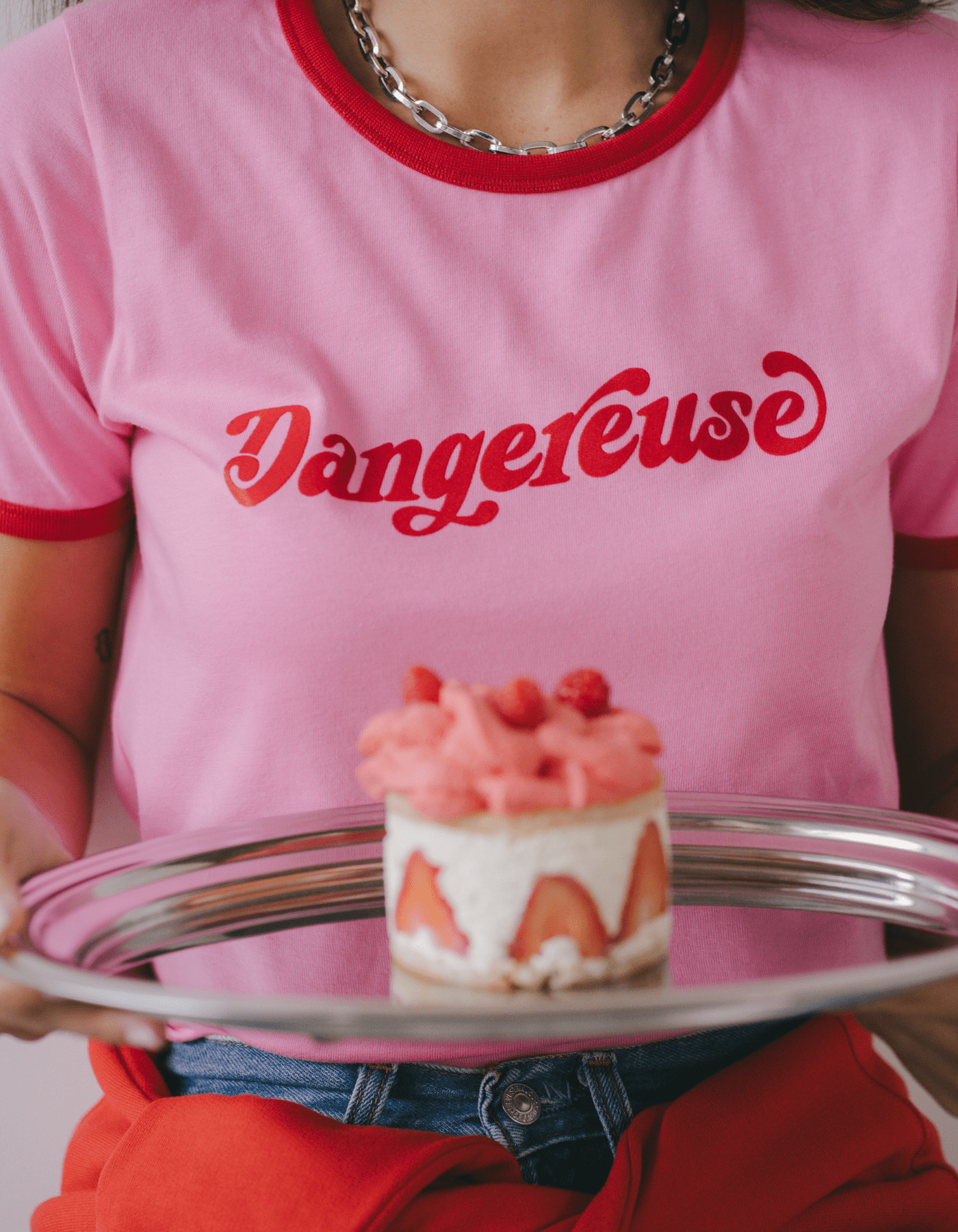 Soft Pink Ringer T-shirt Dangereuse Red Vintage Print - Le Mot